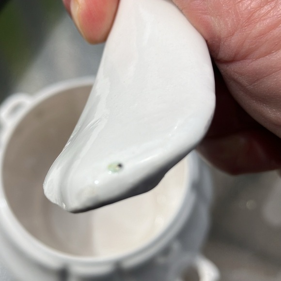 California Pottery USA H16 White Porcelain Pumkin Soup Tureen w. Lid & Laddle - Picture 8 of 17